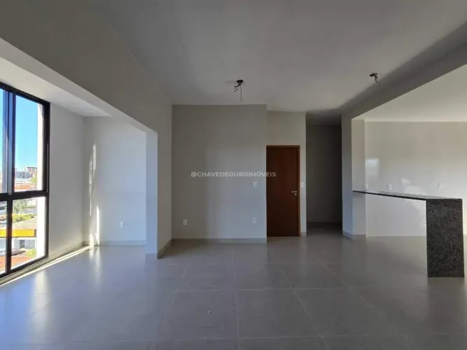 Apartamento à Venda no Santa Maria.