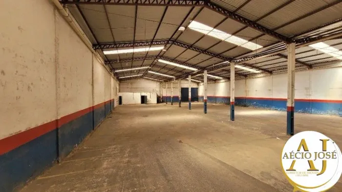 Galpão Comercial - 800m² para Locação na Av. Júlio Campos, Várzea Grande - MT