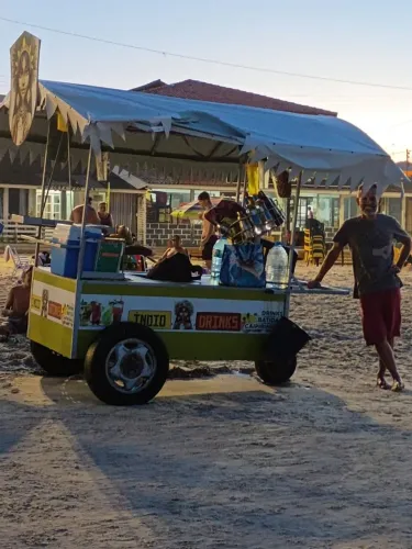 Carrinho de coquetel