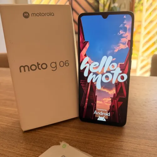 Celular moto G 06