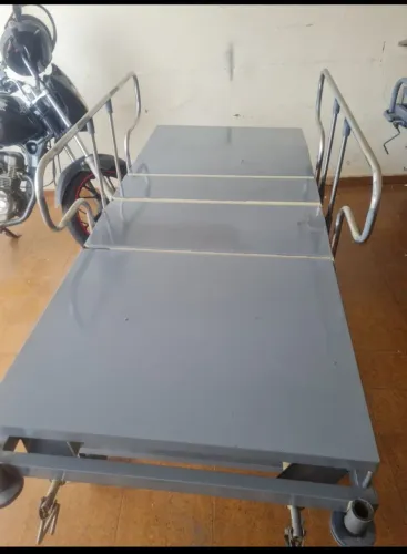 Cama hospitalar