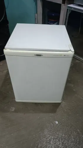 Geladeira frigobar Consul 80 litros