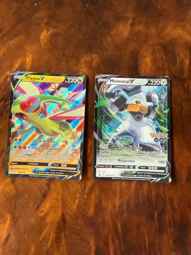Combo Pokémon flygon V e melmetal V