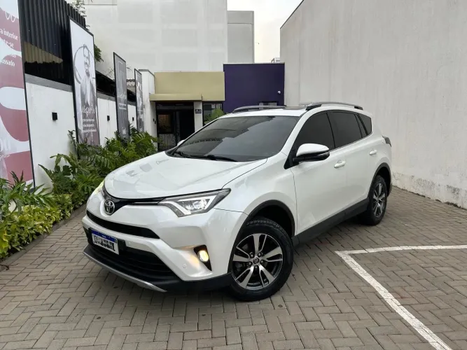 Toyota RAV4 2.0 Top 4X2 16V Aut. 2018