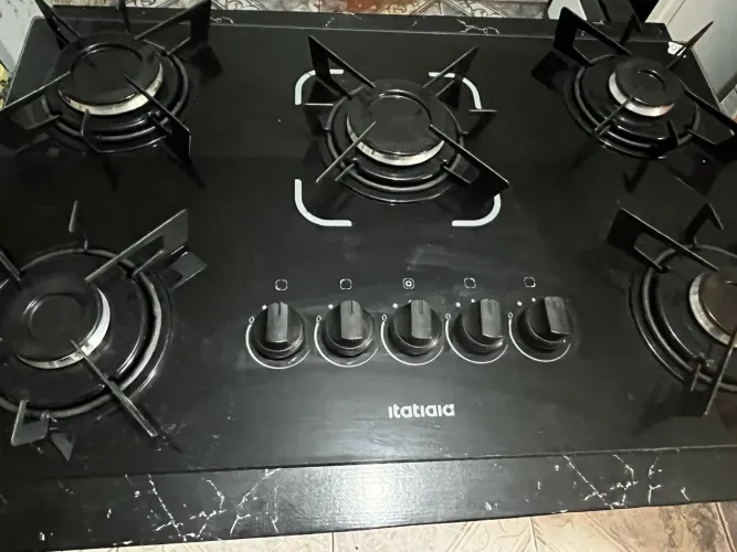 Cooktop Itatiaia 5 Bocas - Vidro Preto + Gabinete
