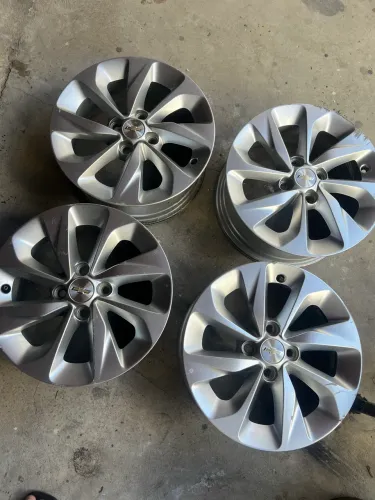 Aros roda 15 do Onix