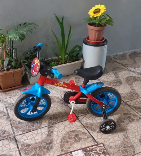 Bicicleta infantil Homem Aranha