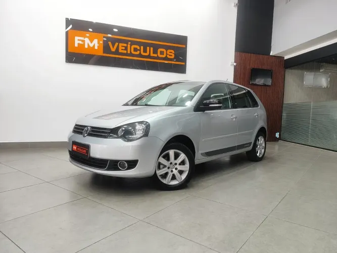 Volkswagen Polo Sportline 1.6 MI Total Flex 8V 5P 2013