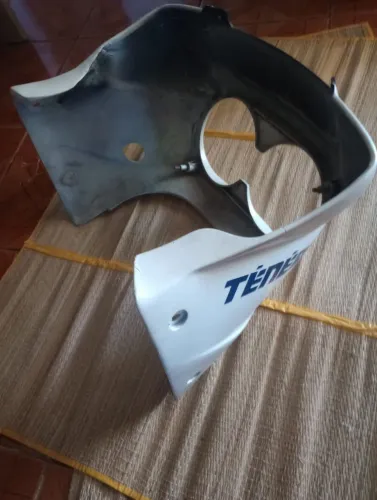 Vendo carenagem de moto Ténéré 600 1993