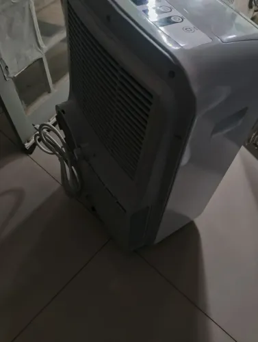 Ar condicionado portátil Midea liva 12 mil BTUs 