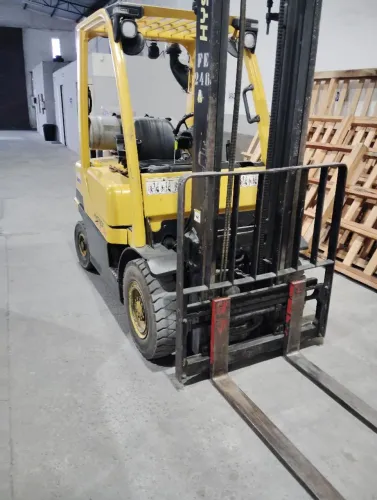Vende_se empilhadeira revisada pronta para uso