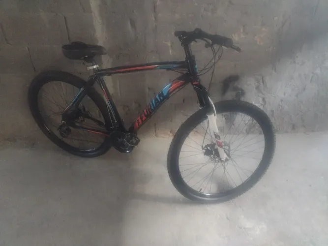 Vende bicicreta por 700reais