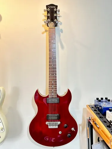 Guitarra SG VOX sdc 33