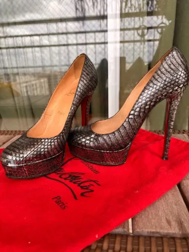 Scarpin Christian Louboutin