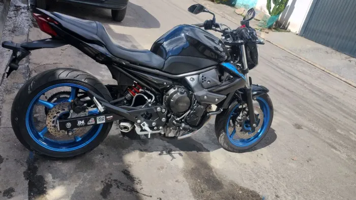 Xj6 2012