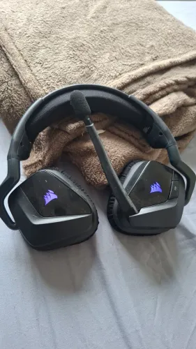 Headset gamer corsair void 