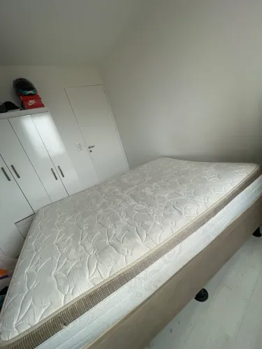 Cama box com colchão