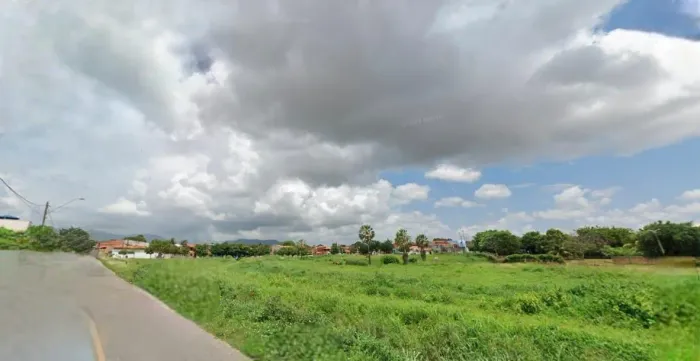 Terreno para Venda em Maracanaú, Centro