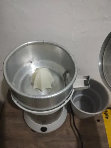 Espremedor de frutas 