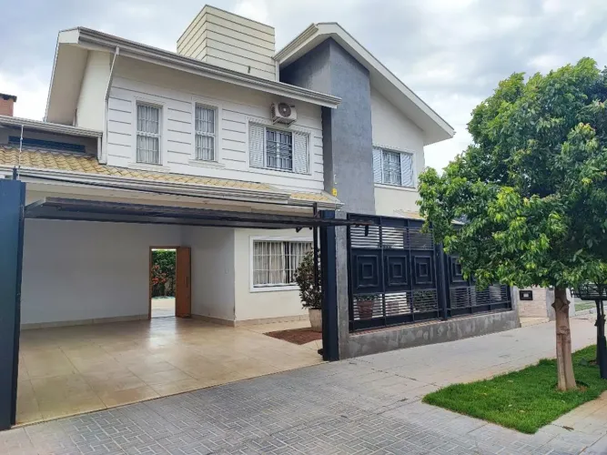 Sobrado à venda em Maringá, Recanto dos Magnatas, com 4 quartos, com 304.17 m²
