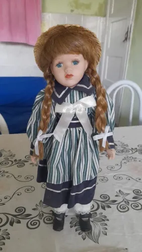 Bonecas de coleção louça