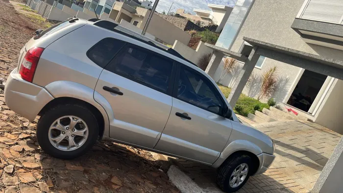 Hyundai Tucson 2.0 16V Mec. 2012