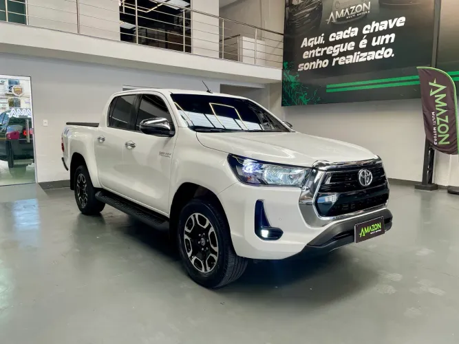Toyota Hilux CD SRV 4X4 2.8 TDI Diesel Aut. 2024