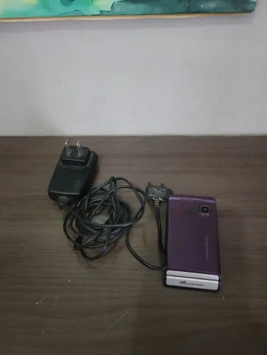 Celular antigo Sony Ericsson