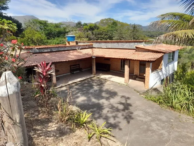 Vendo chácara em Mário Campos e 2 lotes em Juatuba