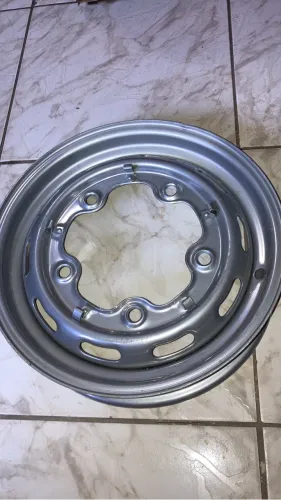 Roda De Ferro Fusca Aro 15 / 5 Furos (5x205) Ventilada - Nova