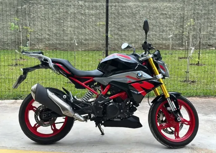 Moto BMW G310R | 2024 (Impecável)