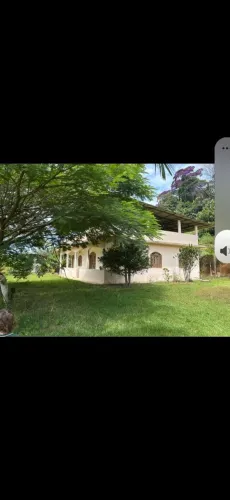 Vendo 3 mil metros com um excelente casa. Em Alto California Santa Leopodina...