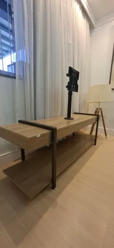 Rack / Bancada para TV Estilo Industrial Móveis Carraro (Com Suporte Incluso)