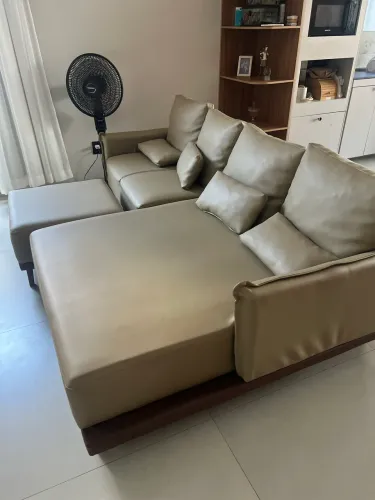 Sofá 4 lugares com chaise