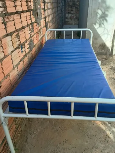 Vende se cama hospitalar valor 650