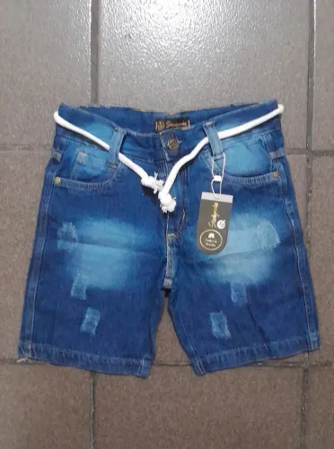 Shorte Jeans tamanho 10 Anos