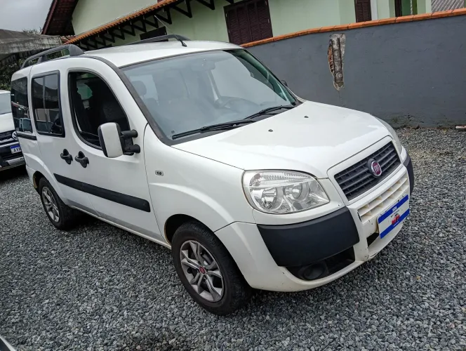 Fiat Doblo Essence 1.8 Flex 16V 5P 2018