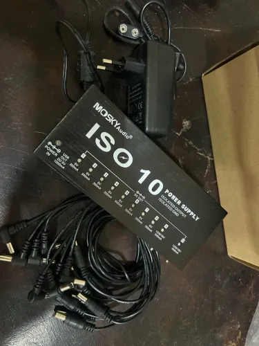 FONTE PEDAL POWER MOSKY ISO 10 ( Aceito propostas )