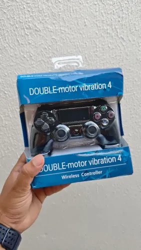 Controle compatível com PS4 e PC!