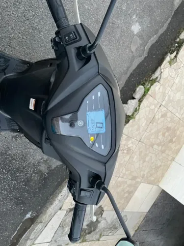 ? YAMAHA FLUO 125 ABS - 2024/2025