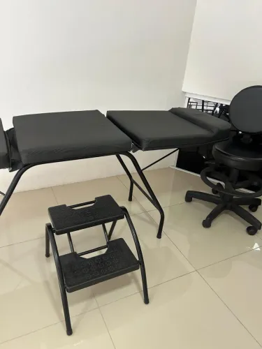 Kit para Estética/Design de Sobrancelhas - Maca + Carrinho + Banco + Escada