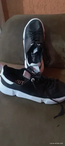 Tênis Schutz feminino original número 37