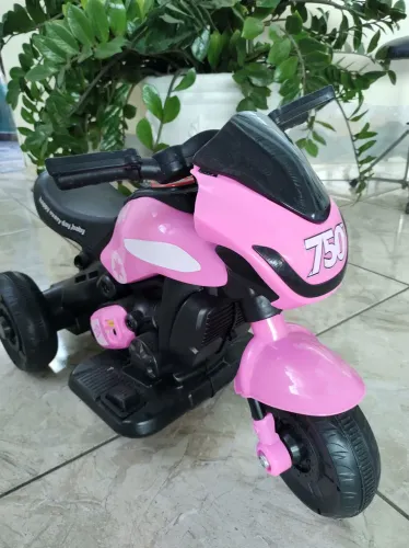 Moto elétrica infantil sem bateria , sem carregador e sem carenagem de rotacao