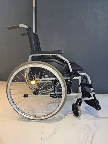 Cadeira de rodas Assento de 50cm