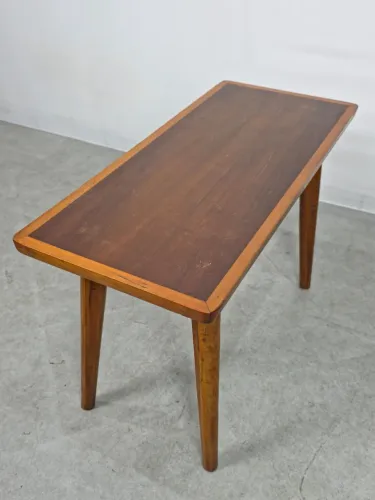 Mesa auxiliar 