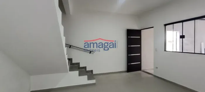 Sobrado de 2 quartos para alugar no Jardim America