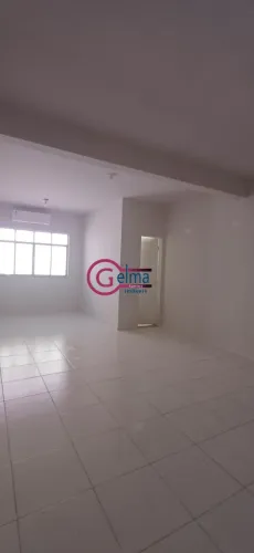 Cód. 012 - Sala comercial com 28m² na Av. José Bonifácio bem ao lado do Formosa