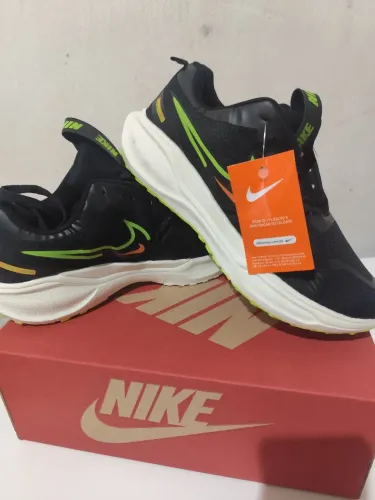 Tênis Nike 40