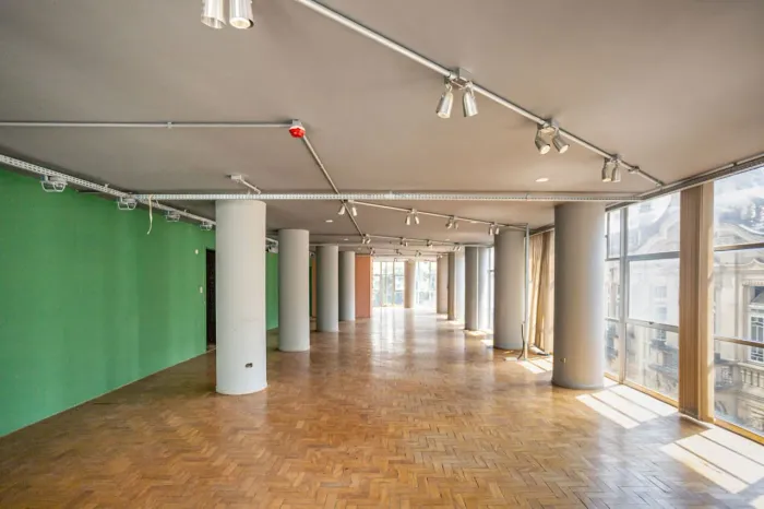 Sala comercial na Rua José Bonifácio, 24 - 3º andar  307 m²