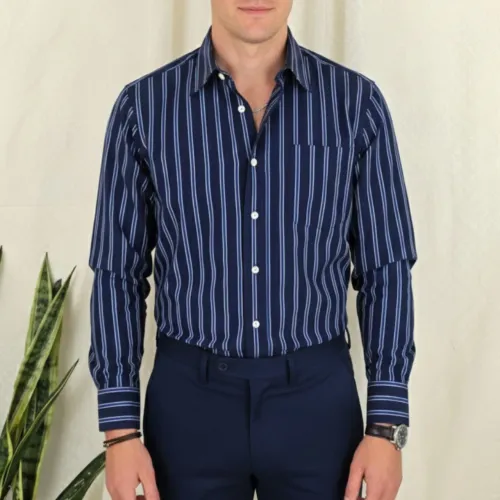 Camisa azul listrada M/G Empório Colombo brechó